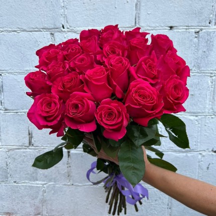 Букет из розовых роз с доставкой  в Хабаровске