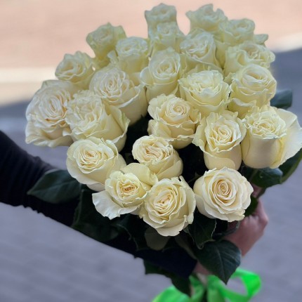 Букет из белых роз - купить с доставкой в Хабаровске